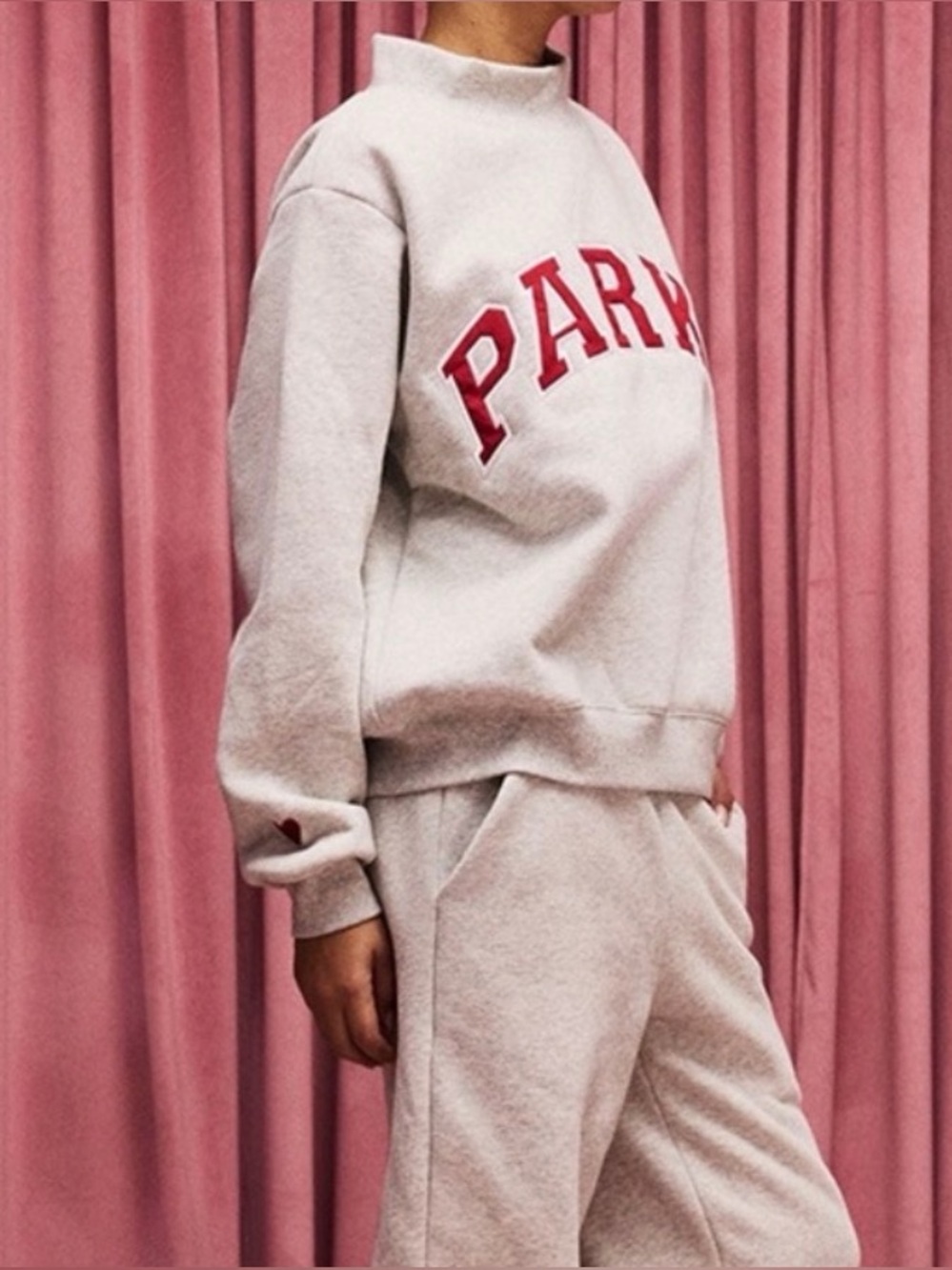 NWT Authentic PARKE Valentine Varsity Fleece Retro Trending Mockneck size s/m - Picture 3 of 15